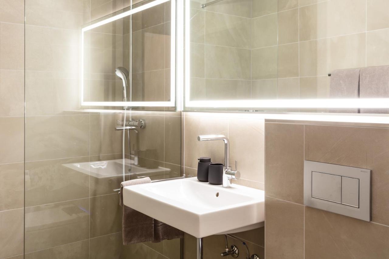 Hotel Lo! Im Kreuz Jona Rapperswil-Jona エクステリア 写真
