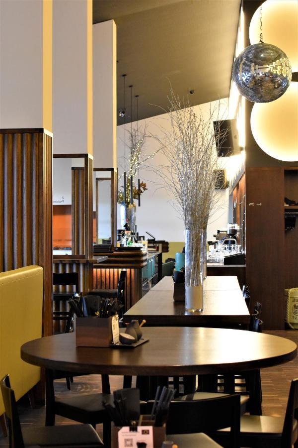Hotel Lo! Im Kreuz Jona Rapperswil-Jona エクステリア 写真